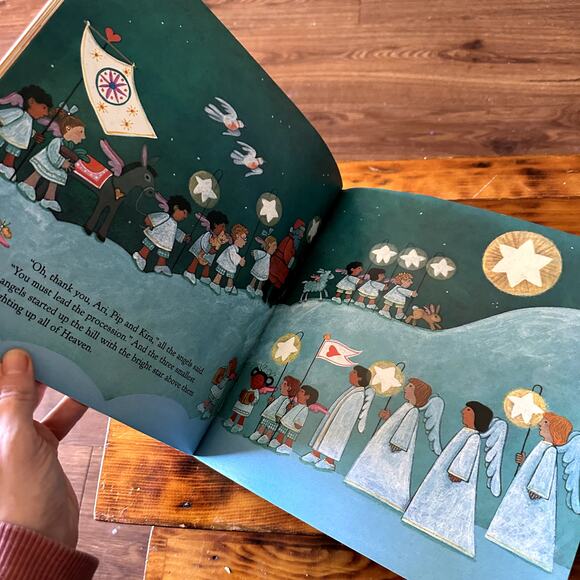 Vintage 1996 Country Angel Christmas Paperback Book - Picture 6 of 8